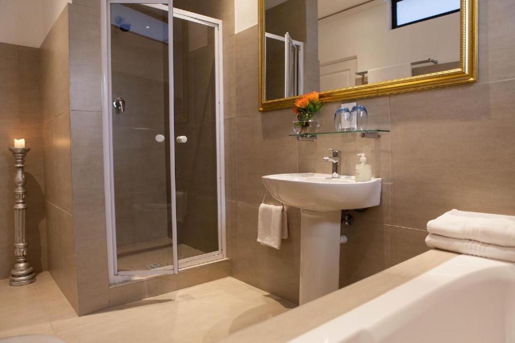 8 On Upper Bloem Apartment Cape Town Exterior photo