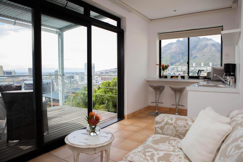 8 On Upper Bloem Apartment Cape Town Exterior photo