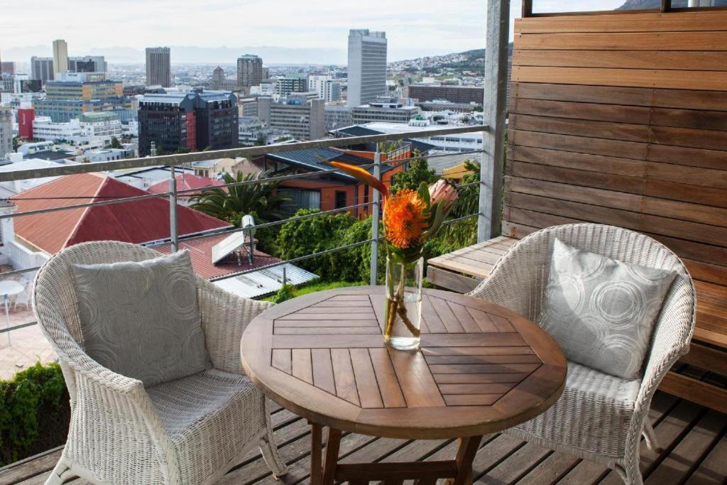 8 On Upper Bloem Apartment Cape Town Exterior photo